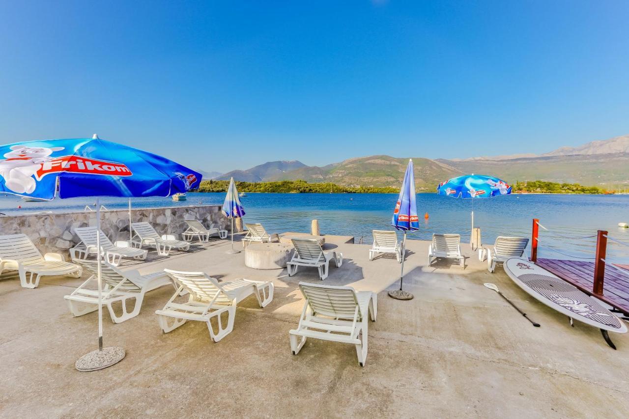 Apartments Bella Di Boka Tivat Exteriér fotografie