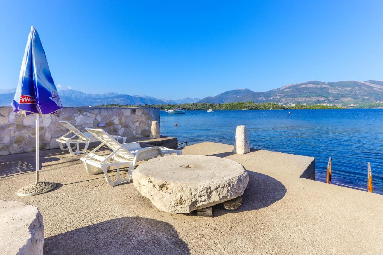Apartments Bella Di Boka Tivat Exteriér fotografie