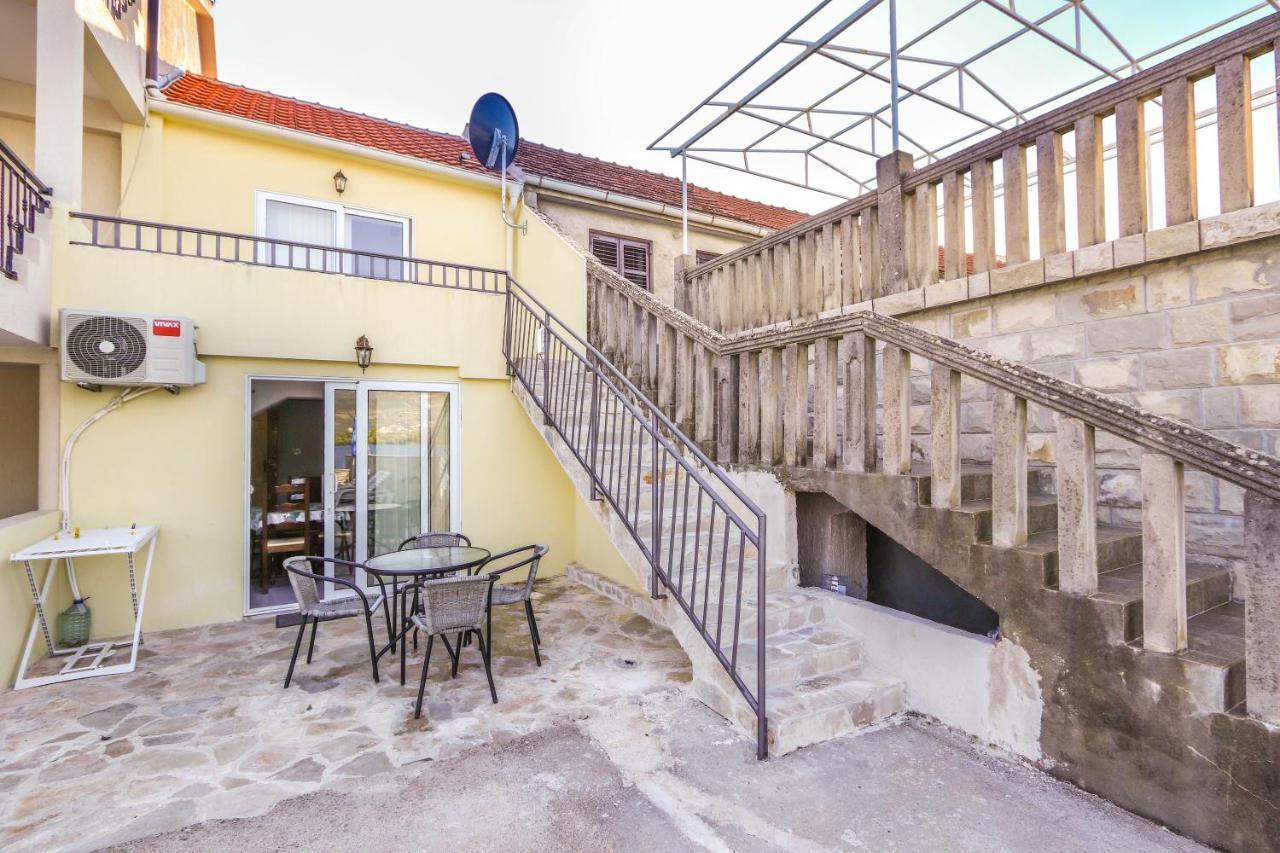 Apartments Bella Di Boka Tivat Exteriér fotografie