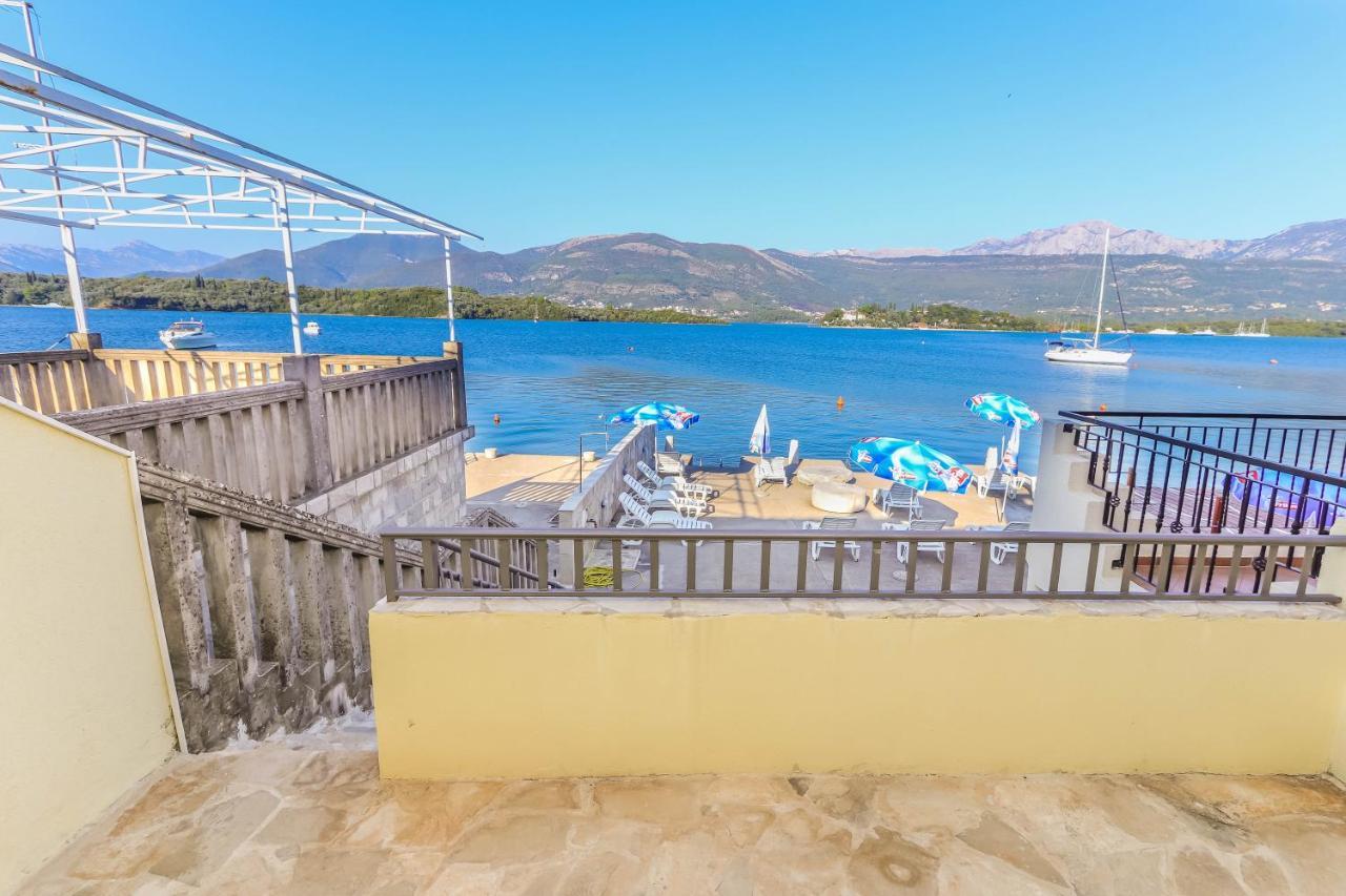 Apartments Bella Di Boka Tivat Exteriér fotografie