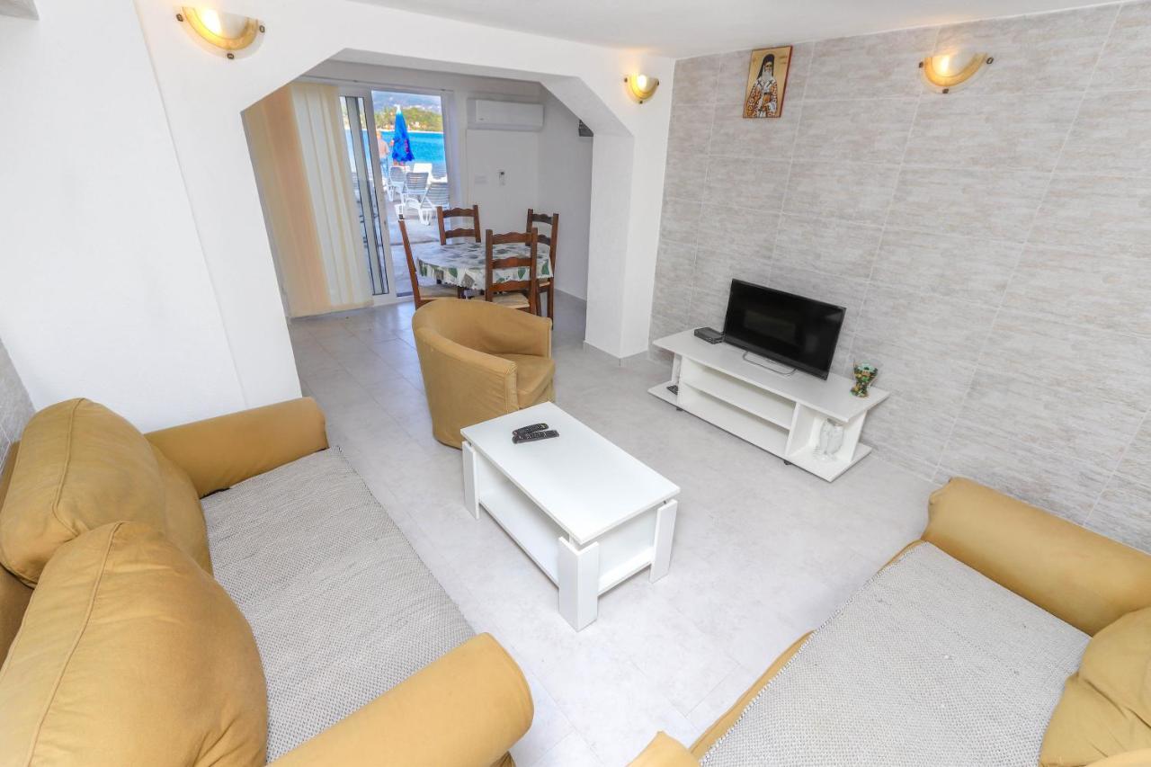 Apartments Bella Di Boka Tivat Exteriér fotografie